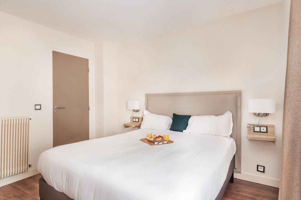 Courcelles Mederic Hotel Париж Екстериор снимка