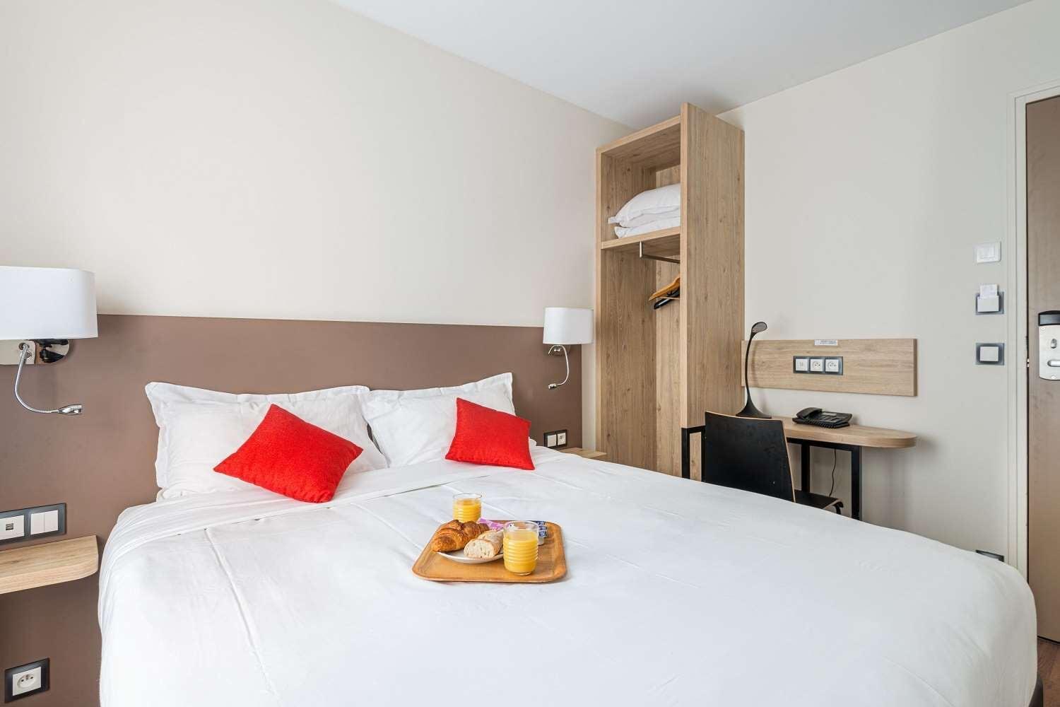 Courcelles Mederic Hotel Париж Екстериор снимка