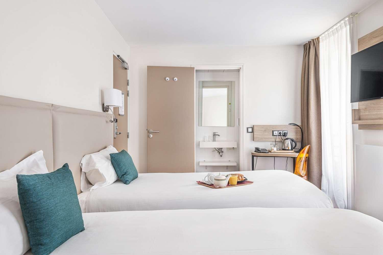 Courcelles Mederic Hotel Париж Екстериор снимка