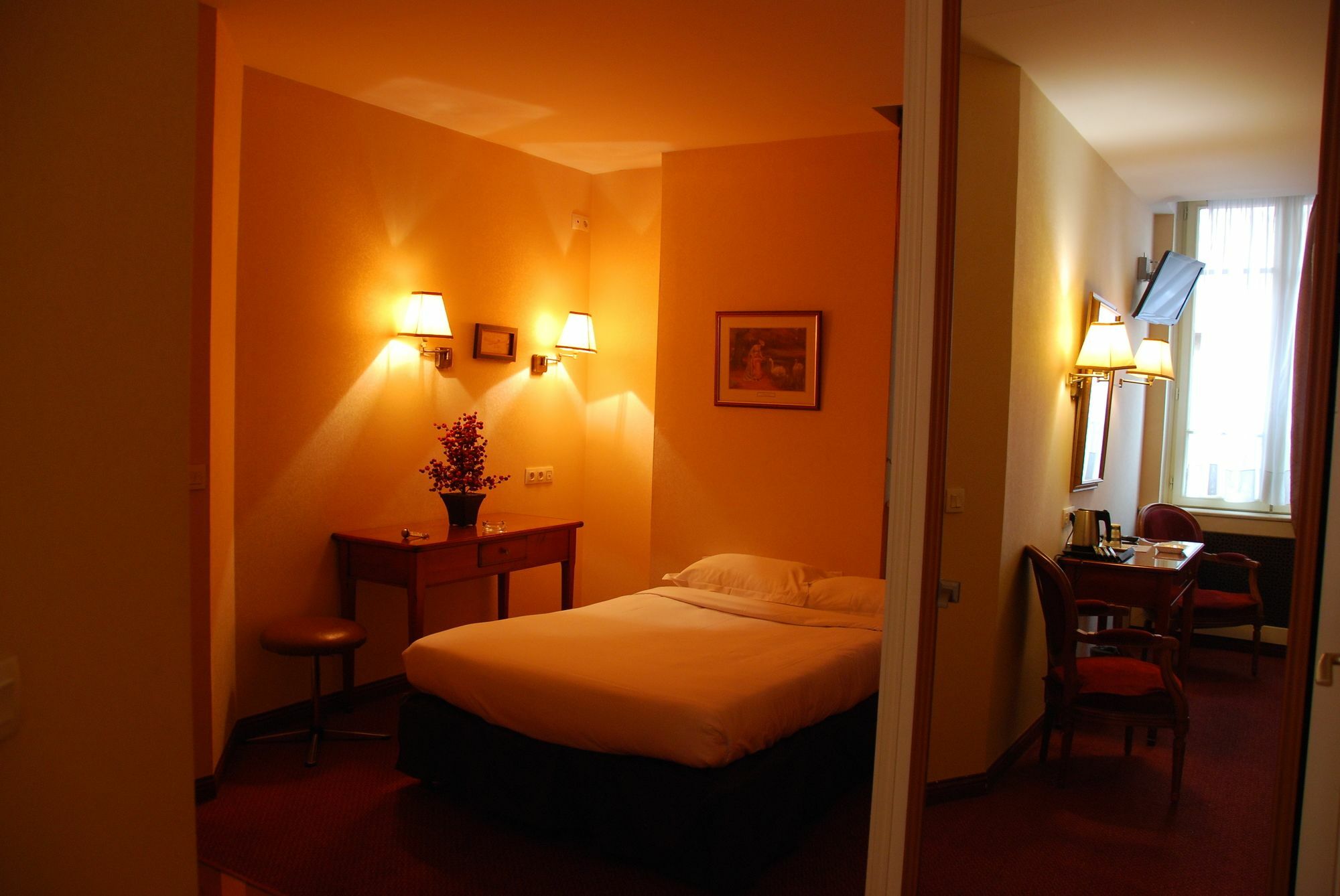 Courcelles Mederic Hotel Париж Екстериор снимка